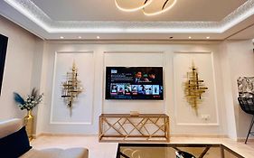 E-Appartement De Luxe Centre Gueliz Piscine Parking Fibre Netflix